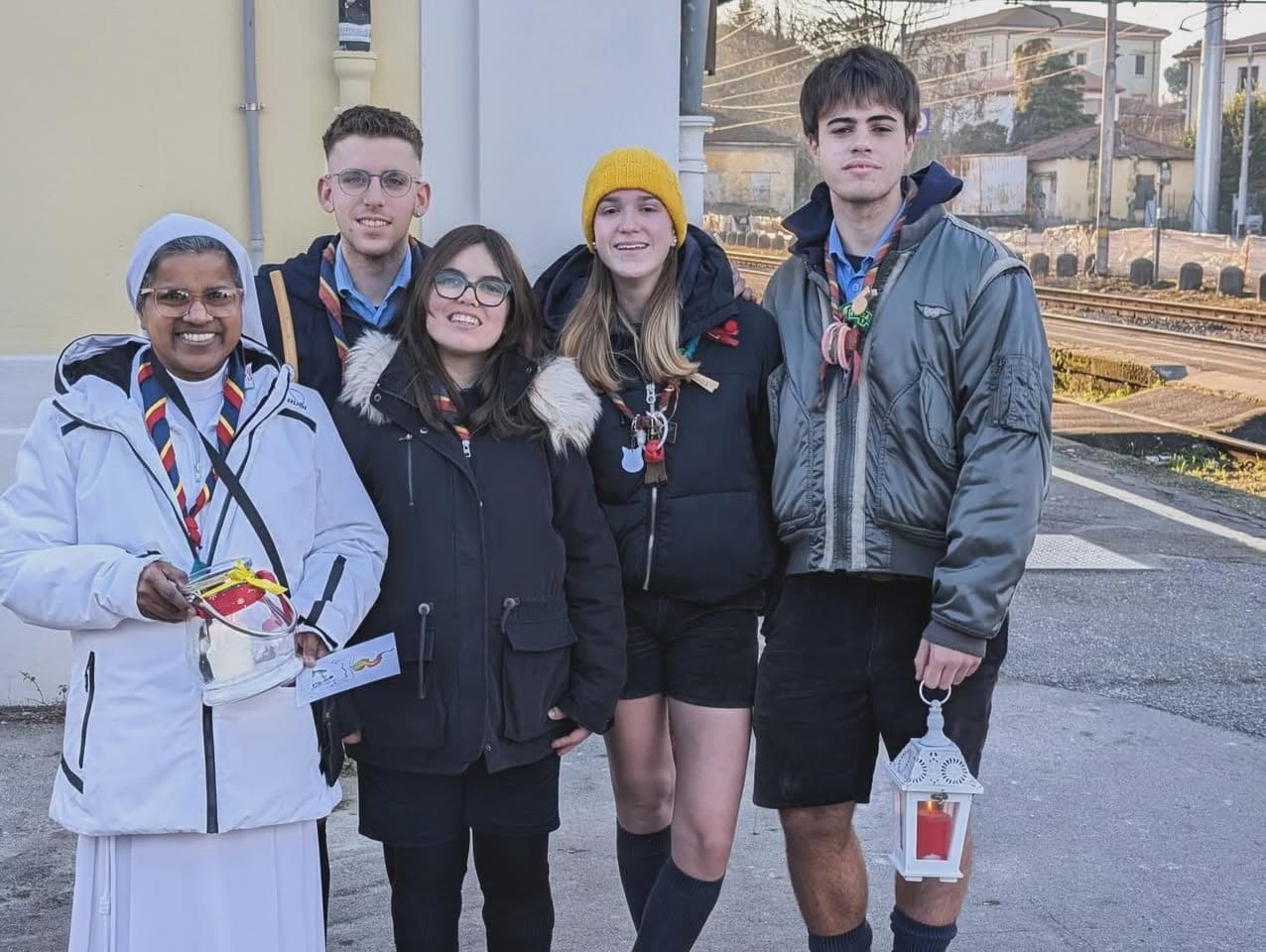 Orentano accoglie la Luce della Pace: una staffetta scout