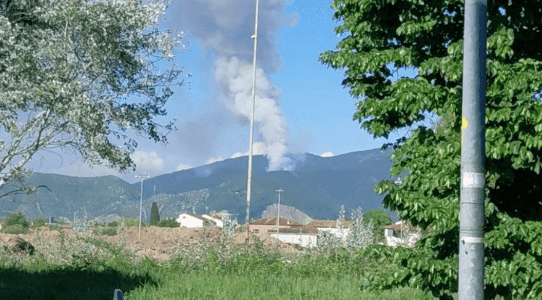 Incendio sul Monte Pisano