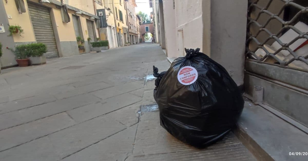 L'amministrazione Mini riduce i rifiuti indifferenziati del 15%. L'ordinanza che vieta i sacchi neri dà i primi risultati